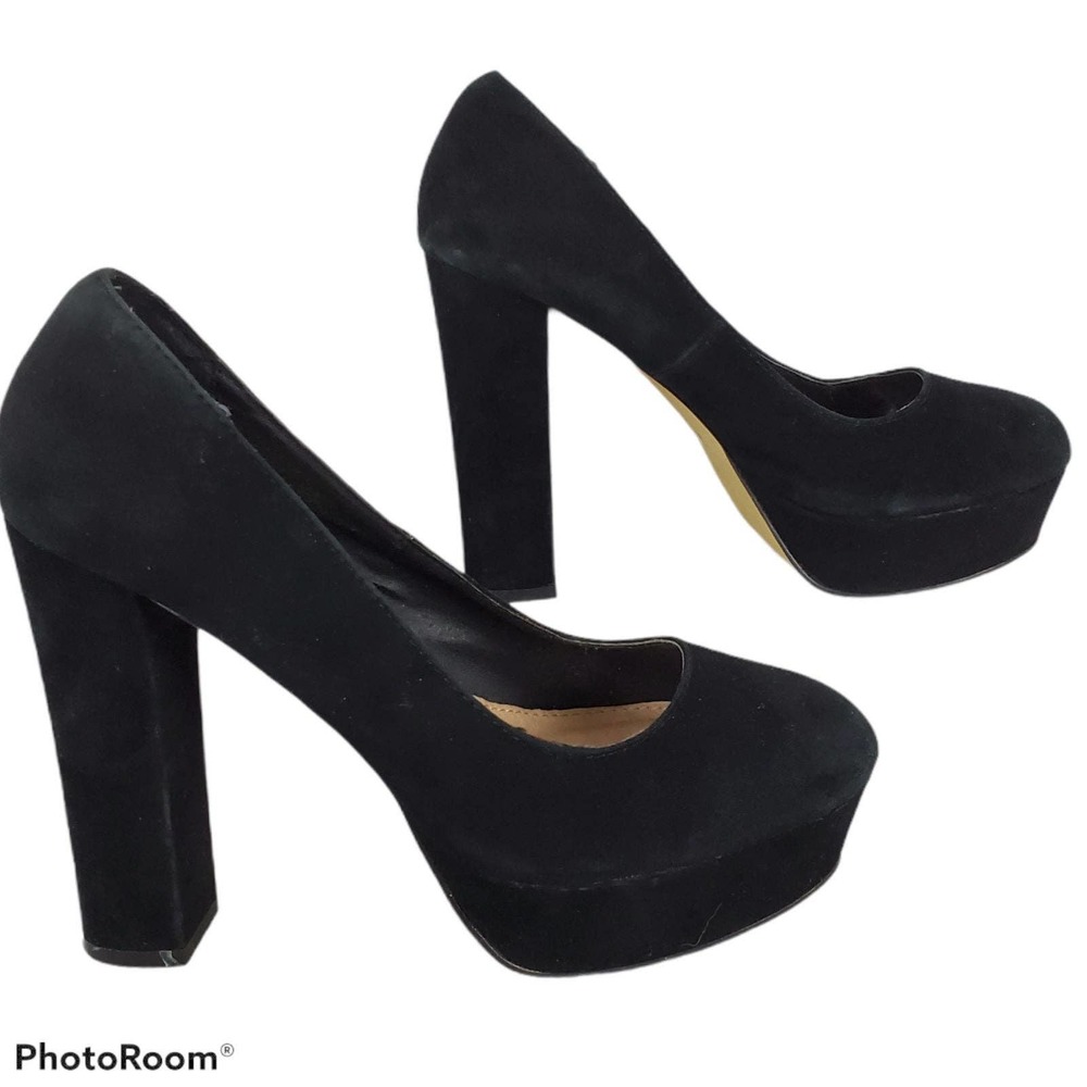 Steve Madden Betty Suede Black Pumps